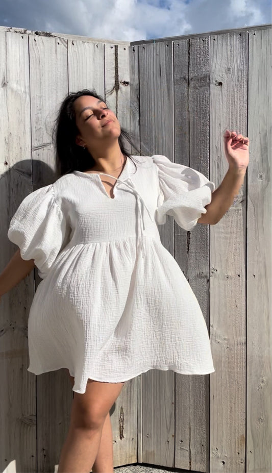 Bubble Dress in White Double Muslin